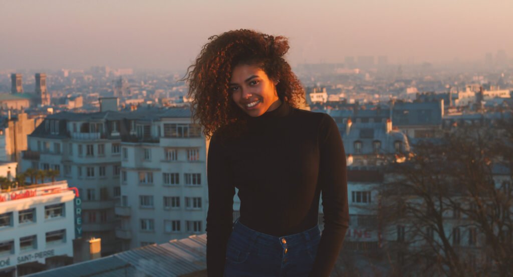 Marina shooting Montmartre avec le photographe EHTYM